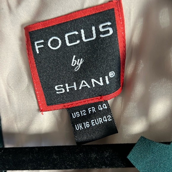 Green A Line Dress - Picture 3 of 5